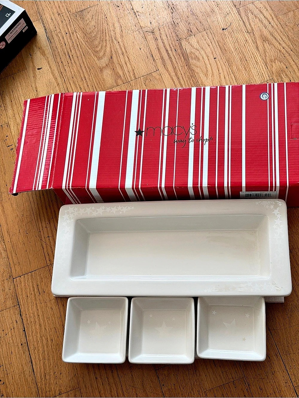 Macy's Ceramic Dipping Set White Stars Rectangular Tray w/ 3 Bowls Glossy